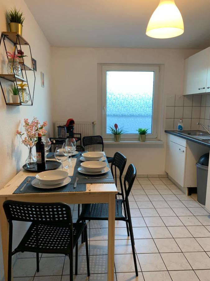 Blue Chili 21-4 - 3 Schlafzimmer - 7 Betten - Wlan - Balkon Magdeburg Kültér fotó